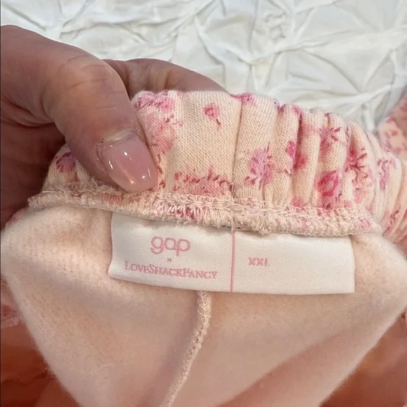 NWT GAP x Love Shack Fancy Pink Floral Hoodie and Joggers Sz XXL - Picture 9 of 13